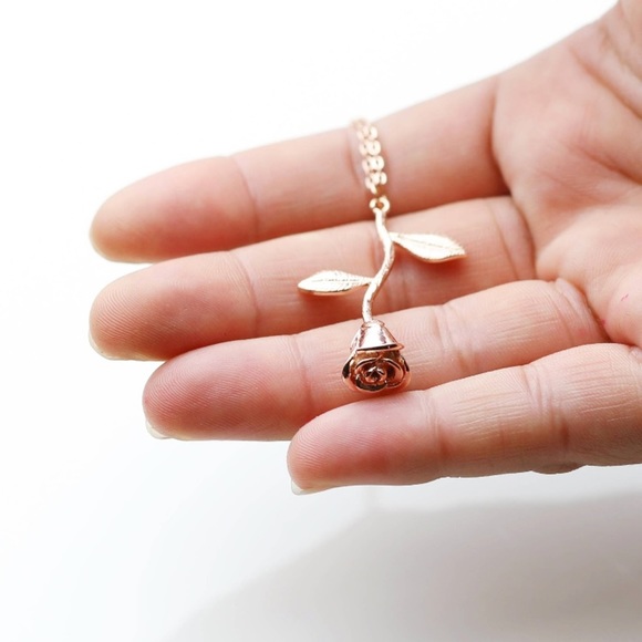 “Beauty & the Beast" Rose Dainty Elegant Necklace - Picture 5 of 12